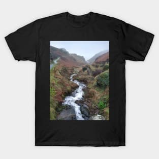 Tintagel Castle Scenic View Cornwall T-Shirt